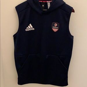 Cut off warm up sweater